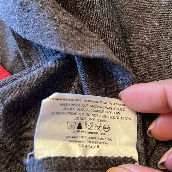 Men’s T-shirts Bundle of 2 size Medium - Picture 14 of 15